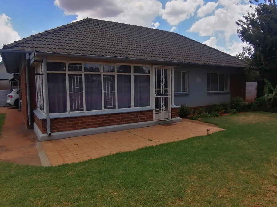 3 Bedroom Property for Sale in Stilfontein Ext 4 North West